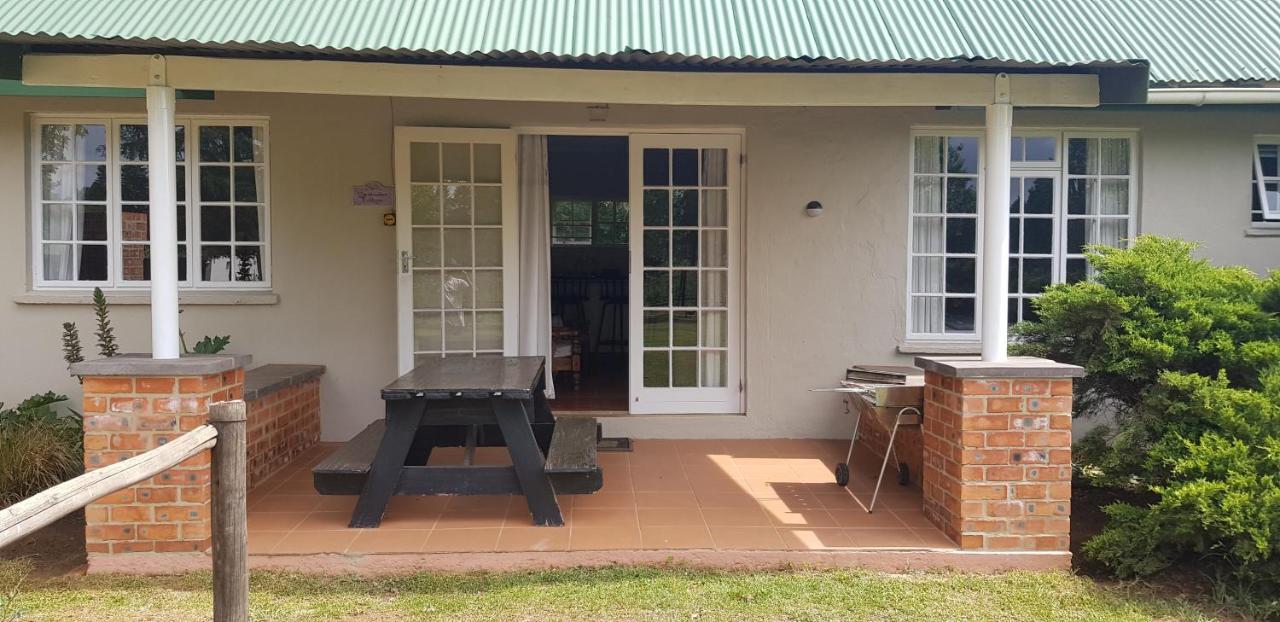 Pennygum Country Cottages Underberg Eksteriør bilde