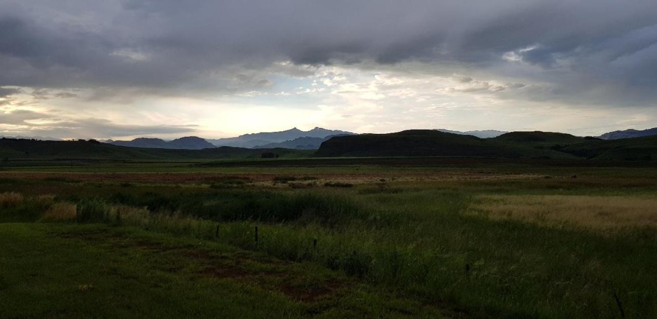 Pennygum Country Cottages Underberg Eksteriør bilde