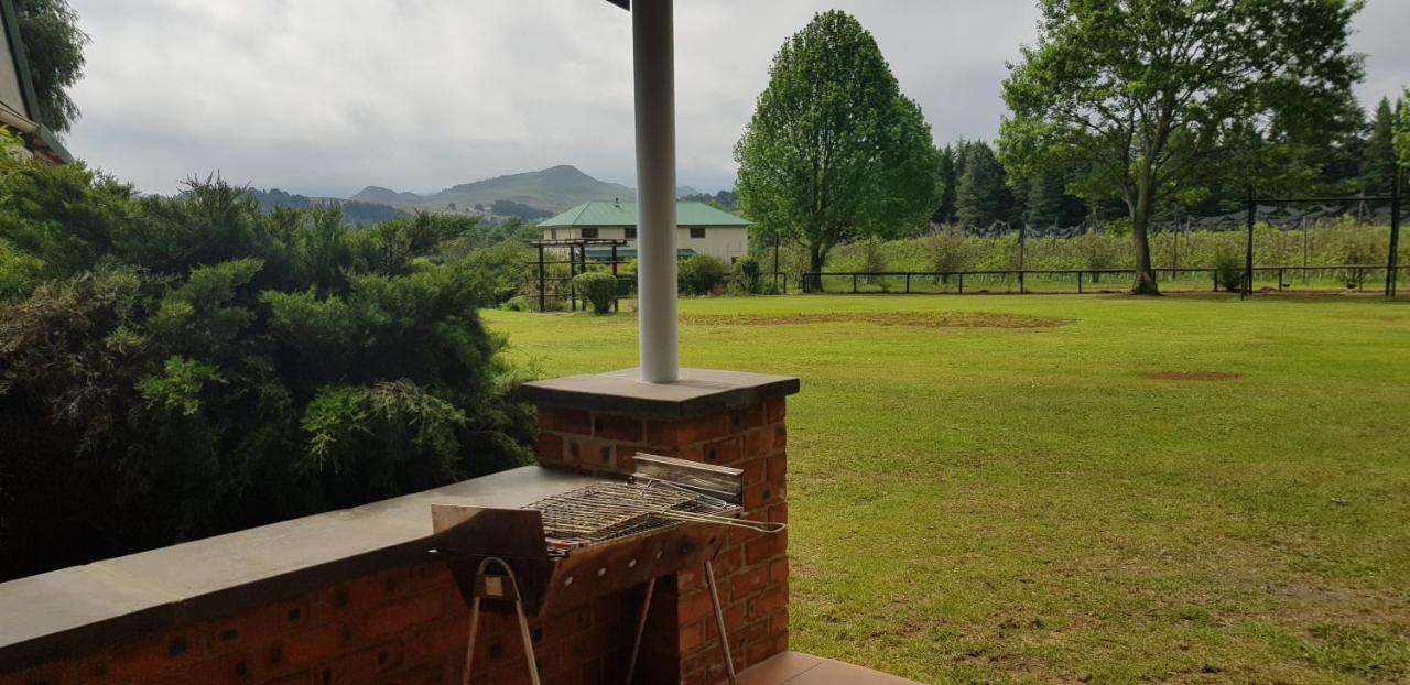 Pennygum Country Cottages Underberg Eksteriør bilde